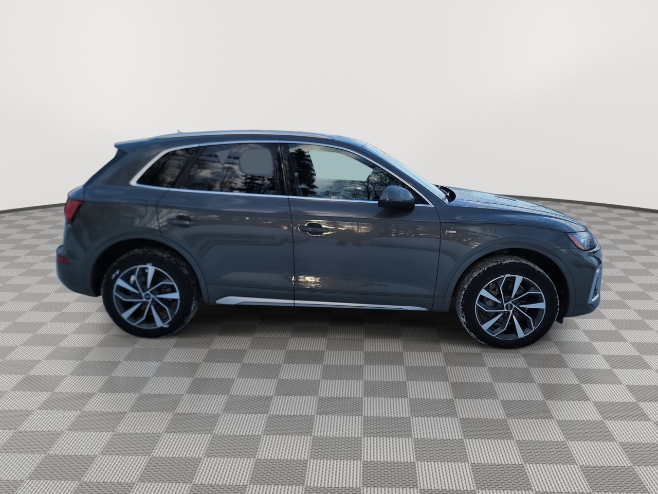 Thumbnail: 2024 Audi Q5 - 9
