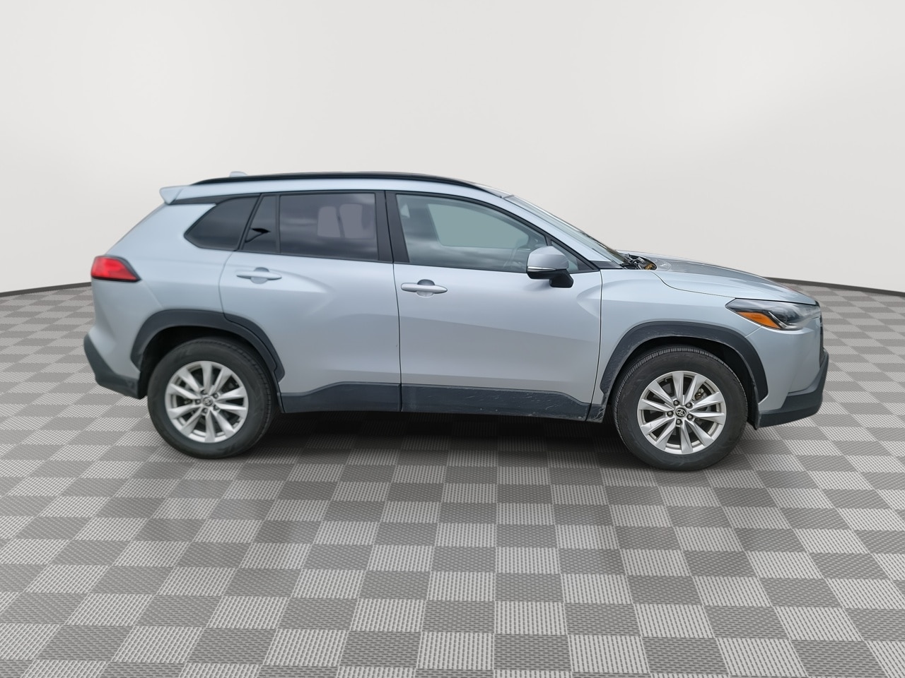Thumbnail: 2022 Toyota Corolla Cross - 9