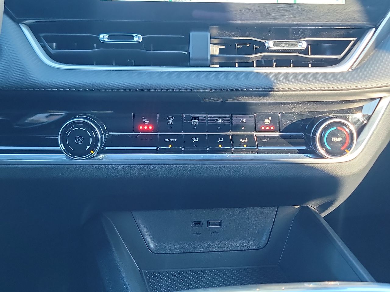 Thumbnail: 2025 Chevrolet Equinox - 19