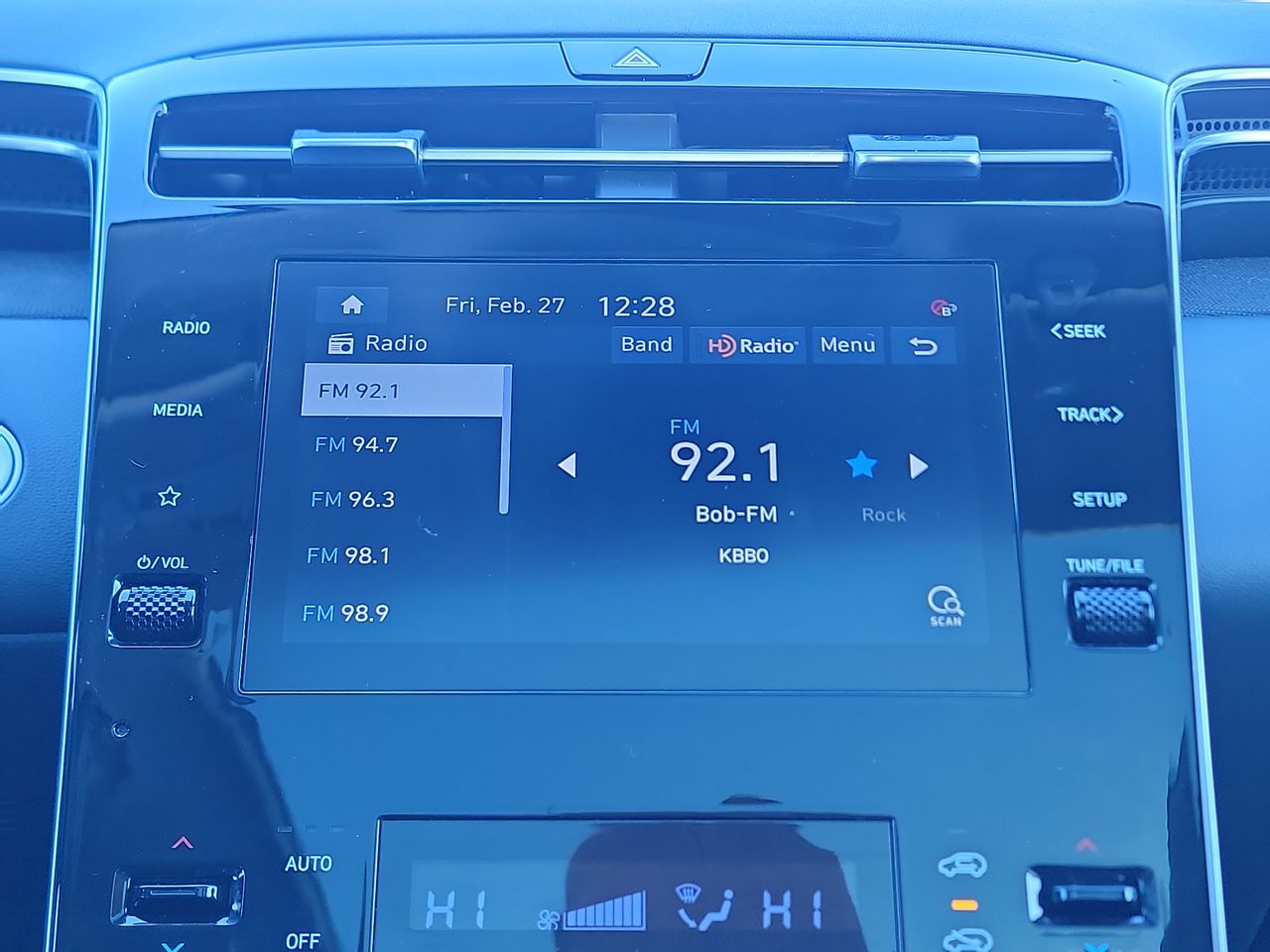 Thumbnail: 2022 Hyundai Tucson - 16