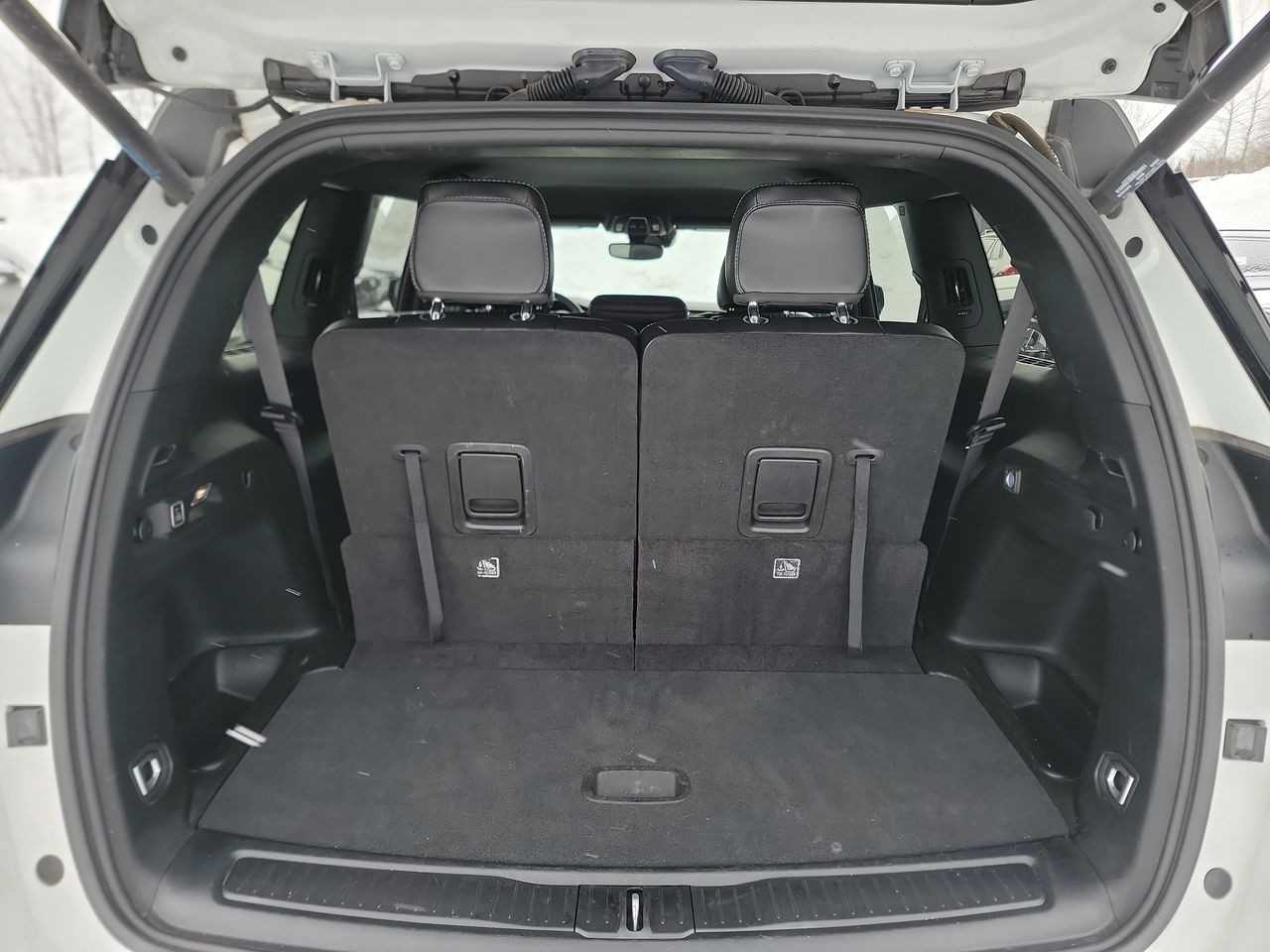 Thumbnail: 2024 Jeep Grand Cherokee L - 22