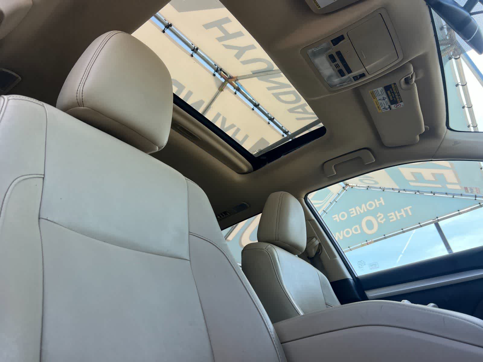 Thumbnail: 2014 Toyota Highlander - 19