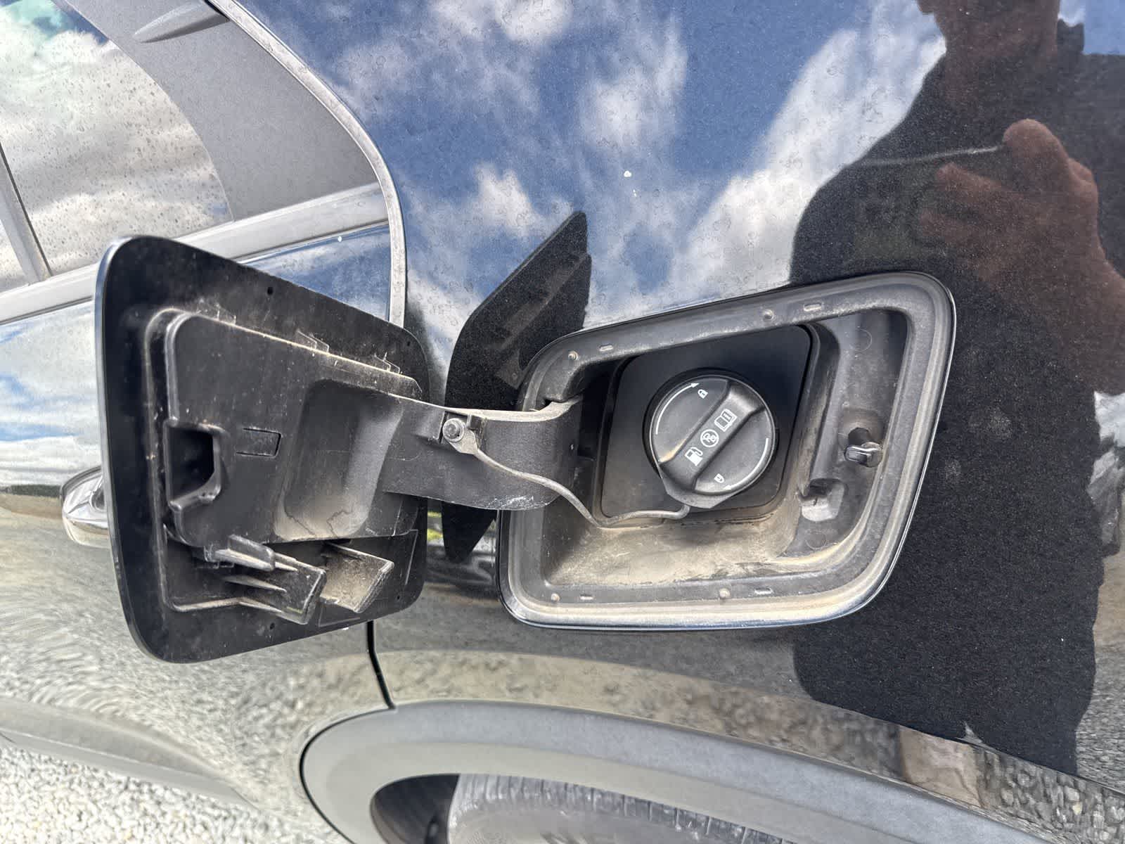 Thumbnail: 2023 Kia Niro - 8