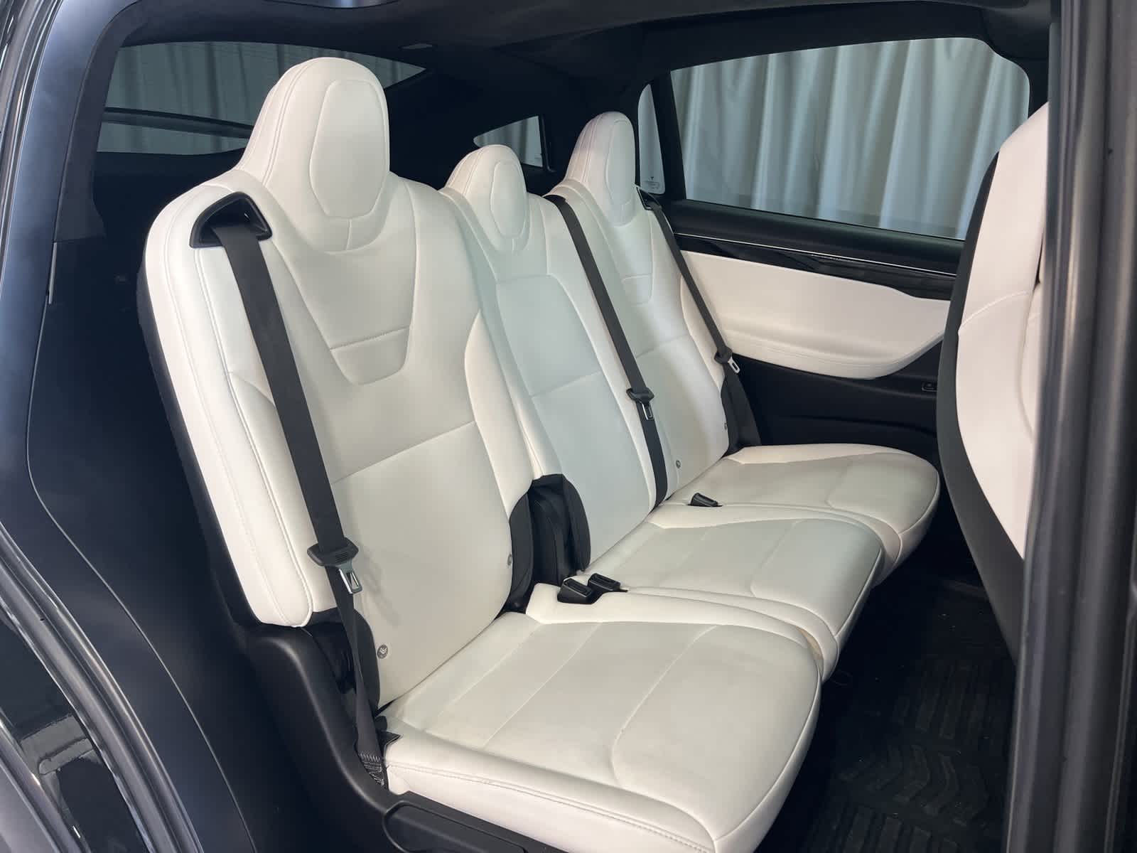 Thumbnail: 2017 Tesla Model X - 14