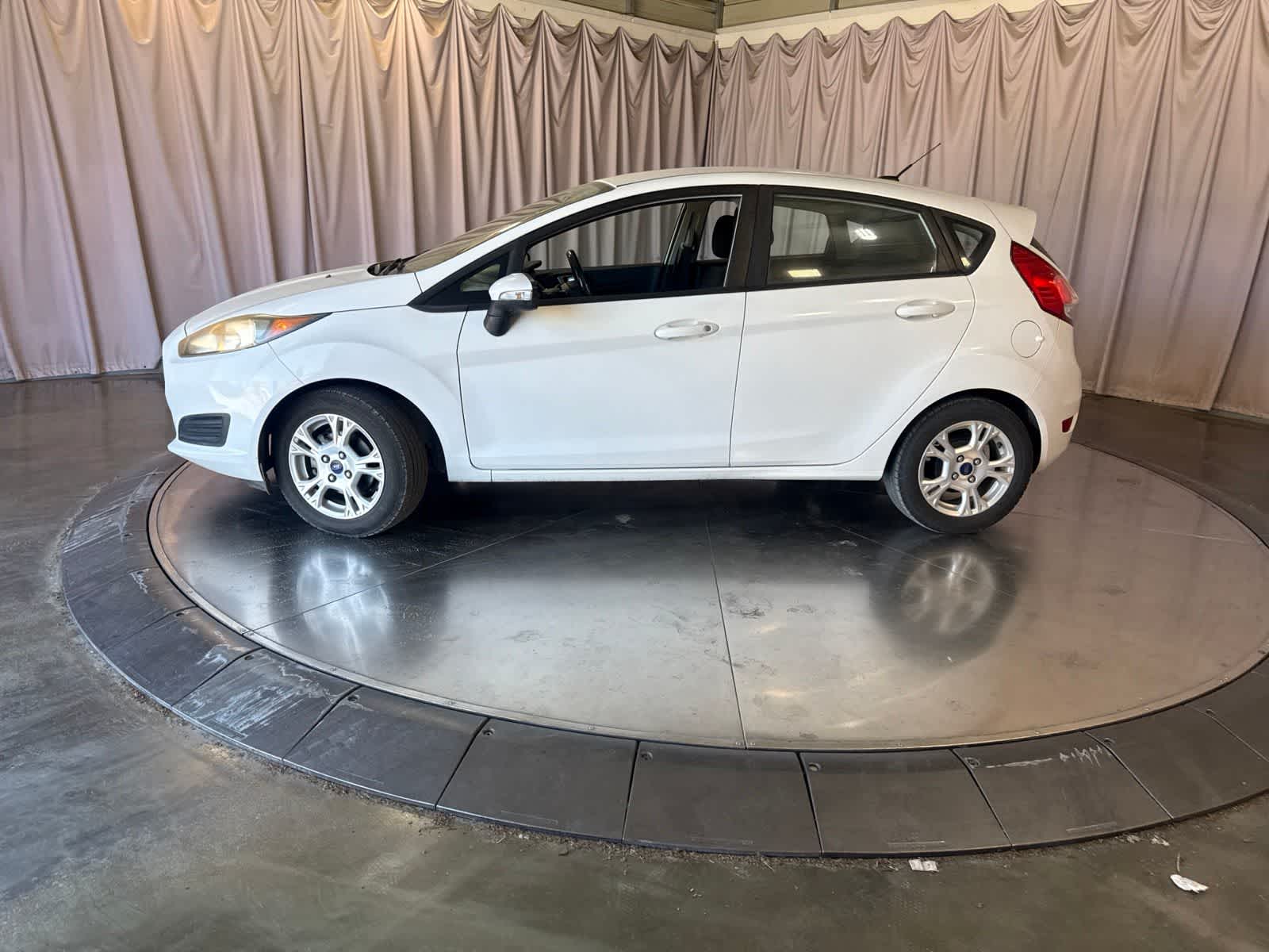 Thumbnail: 2016 Ford Fiesta - 7