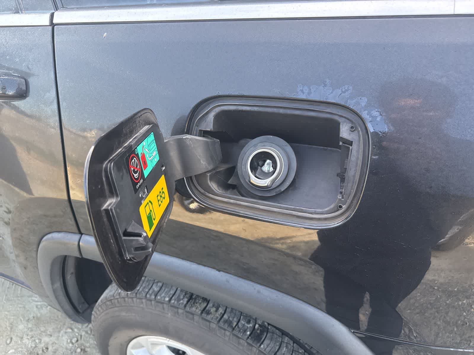 Thumbnail: 2015 Jeep Grand Cherokee - 11