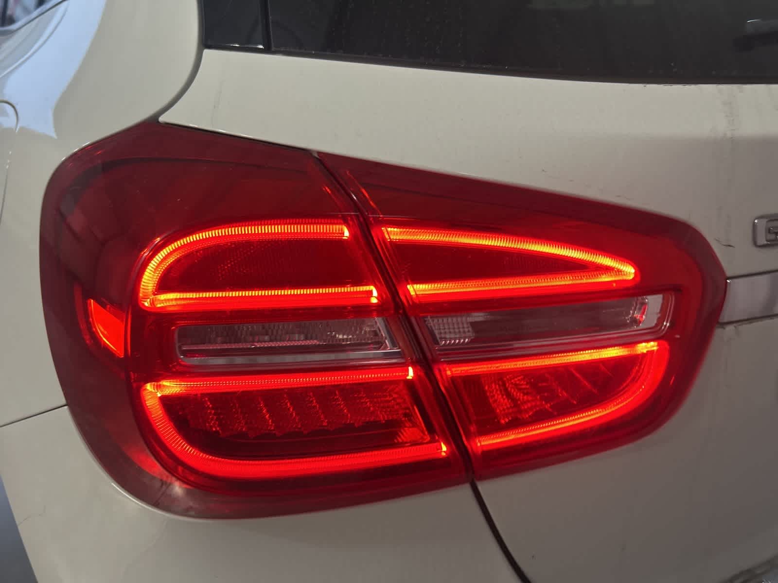 Thumbnail: 2016 Mercedes-Benz GLA - 13