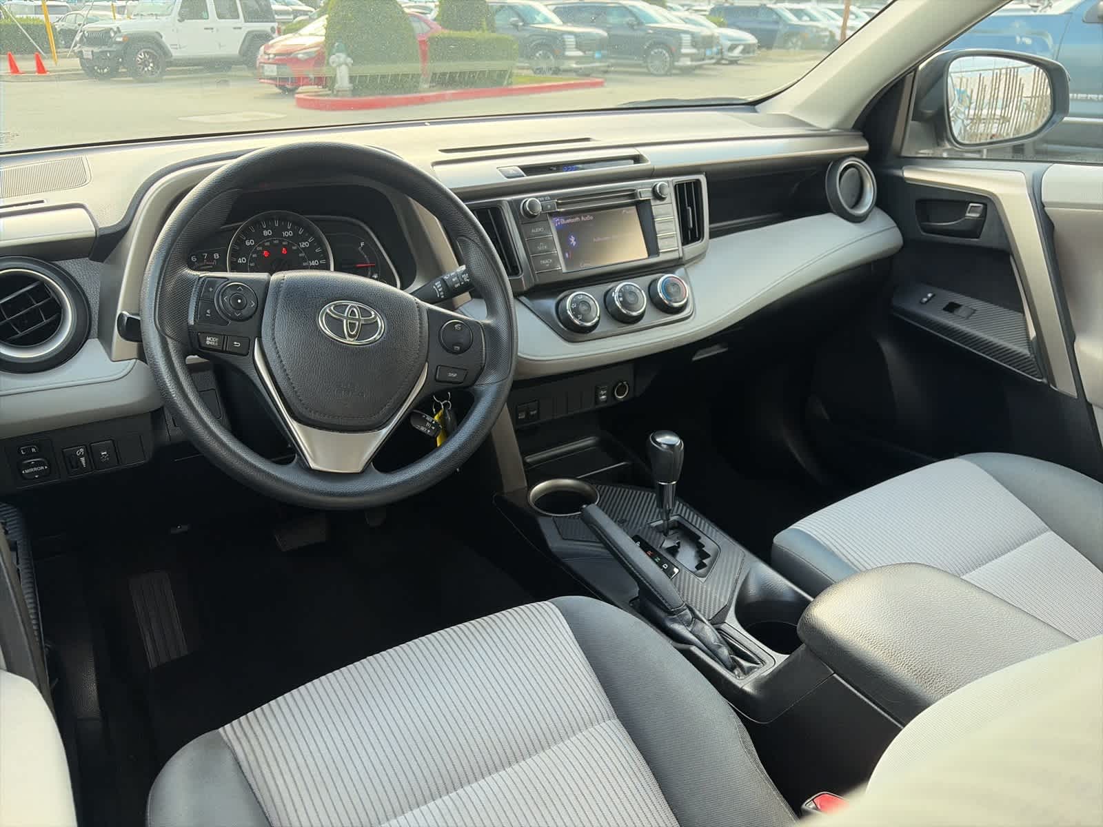 Thumbnail: 2013 Toyota RAV4 - 22