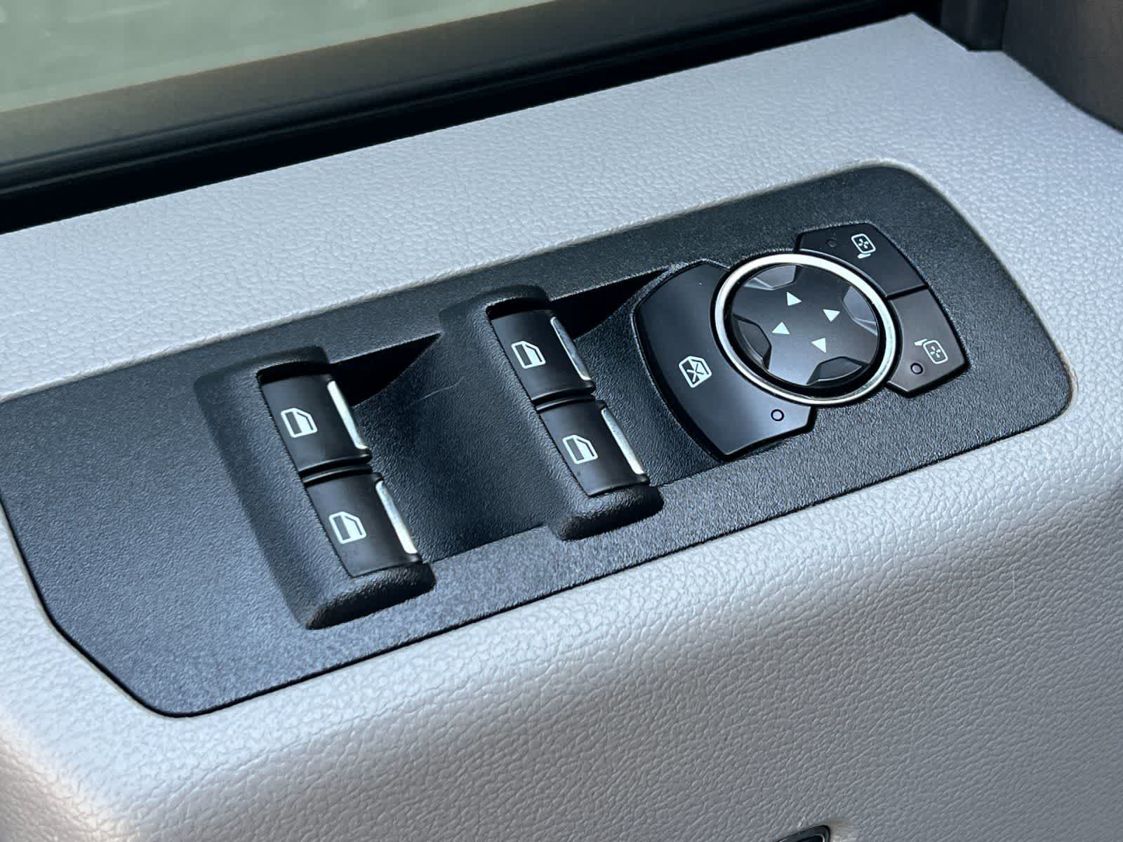 Thumbnail: 2016 Ford F-150 - 14