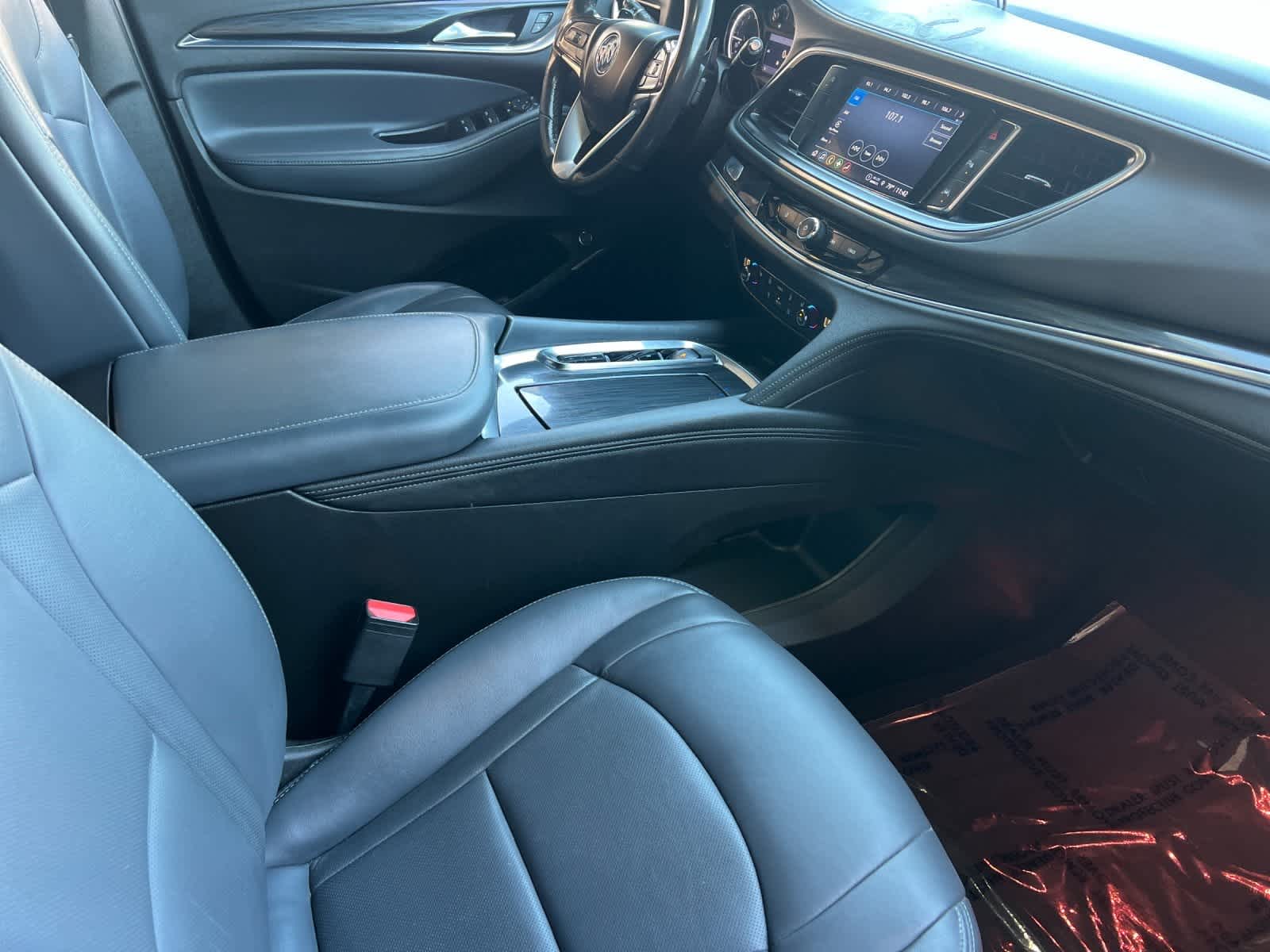 Thumbnail: 2022 Buick Enclave - 14