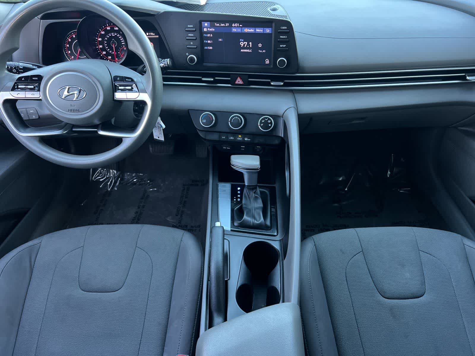 Thumbnail: 2021 Hyundai Elantra - 4