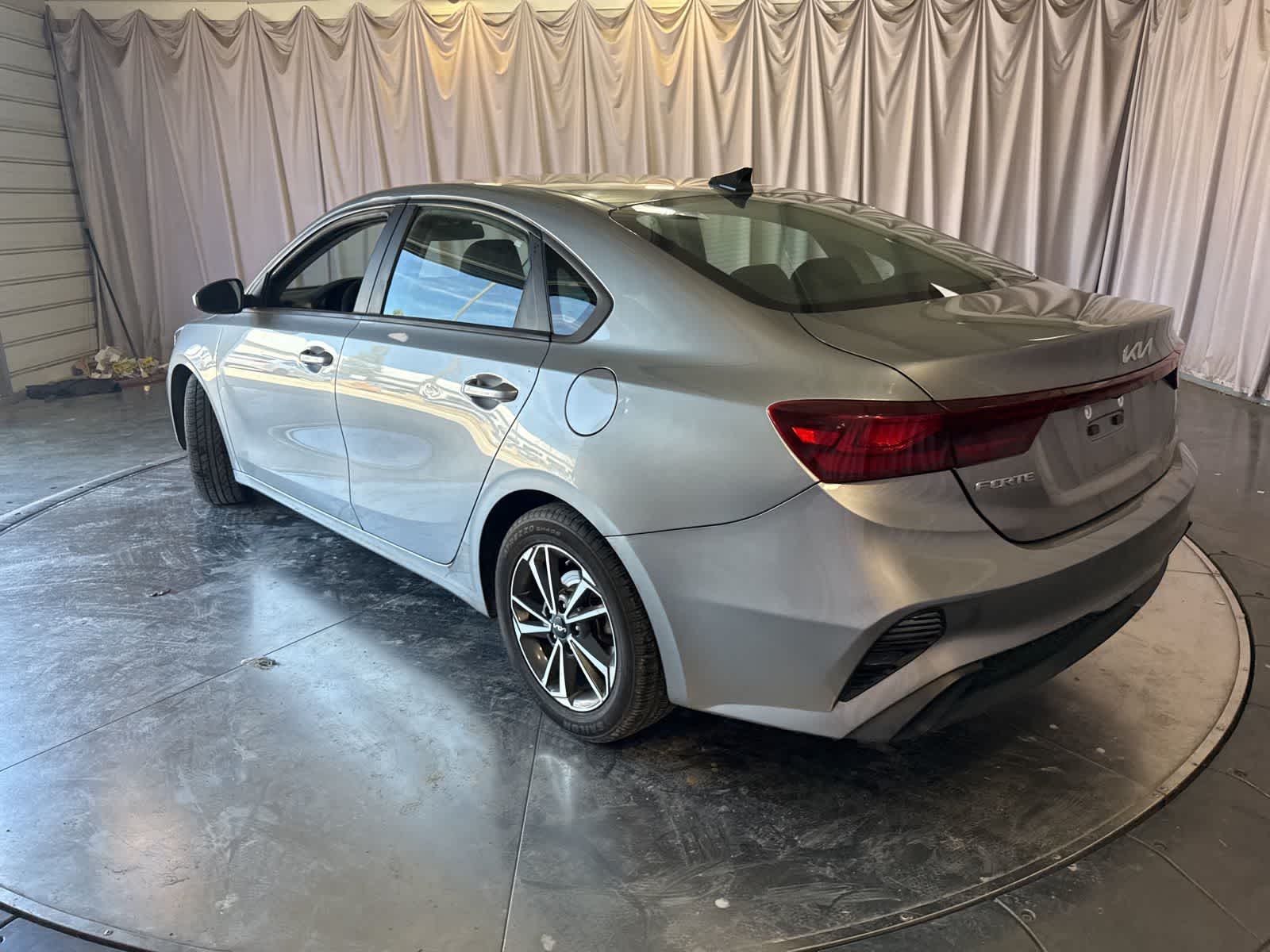 2023 Kia Forte LXS photo 6