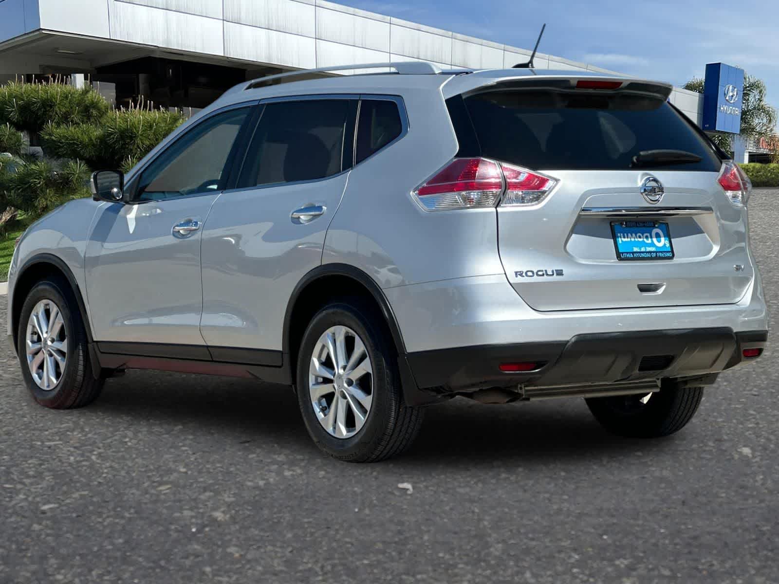 Thumbnail: 2015 Nissan Rogue - 6