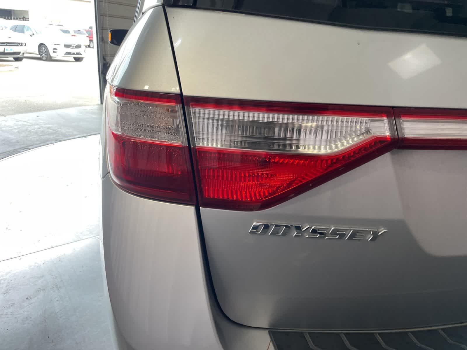 Thumbnail: 2012 Honda Odyssey - 18