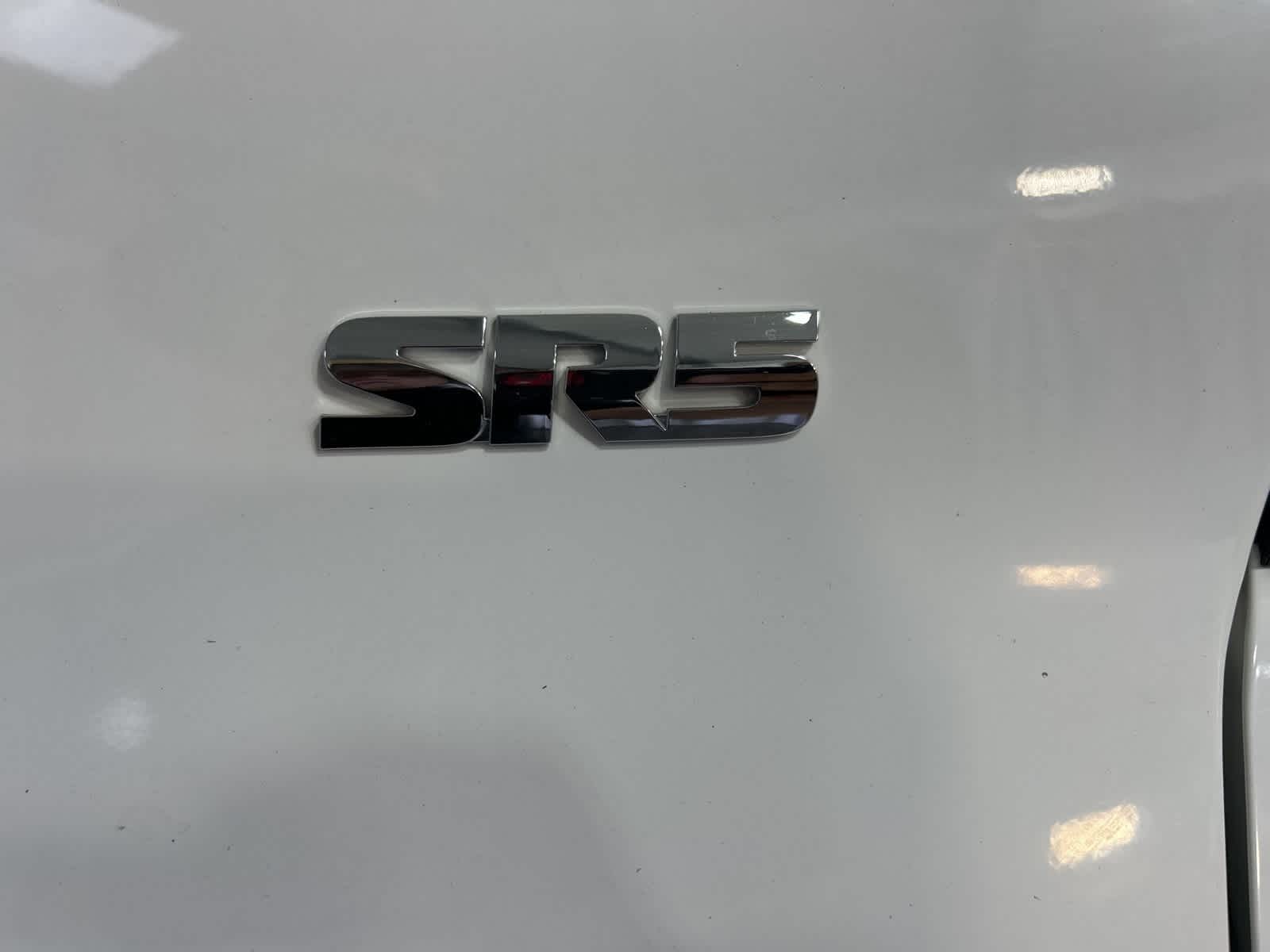 Thumbnail: 2016 Toyota 4Runner - 9
