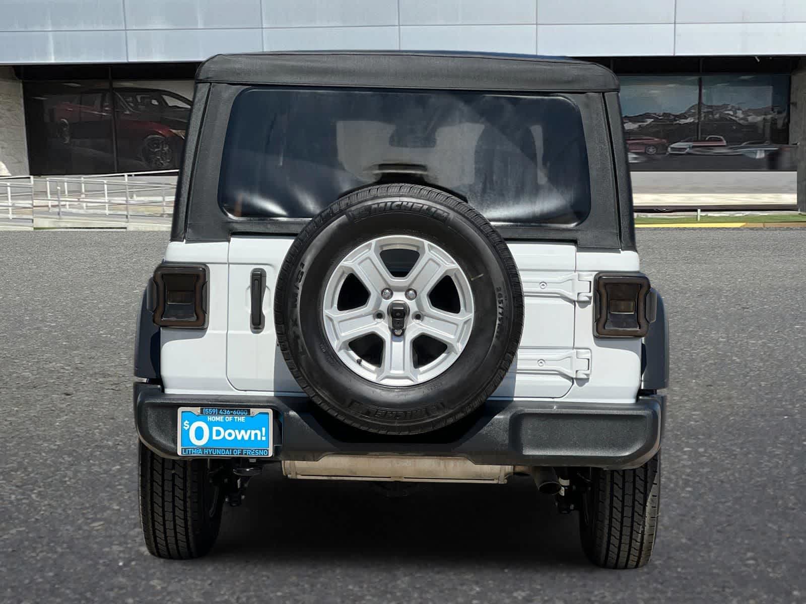 Thumbnail: 2022 Jeep Wrangler - 7