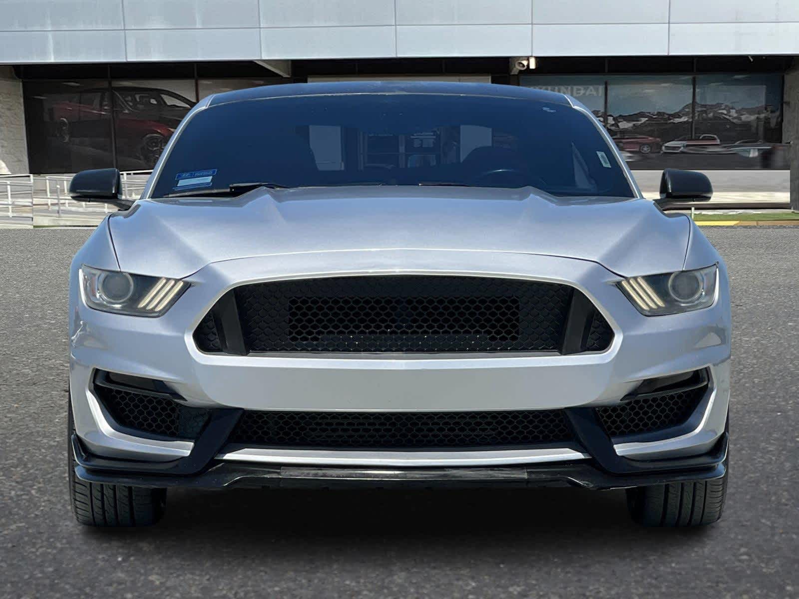 2015 Ford Mustang  10