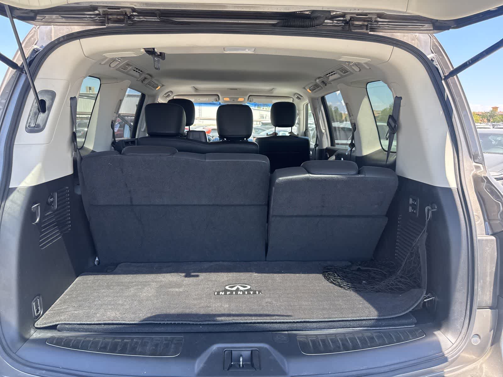 Thumbnail: 2016 INFINITI QX80 - 13