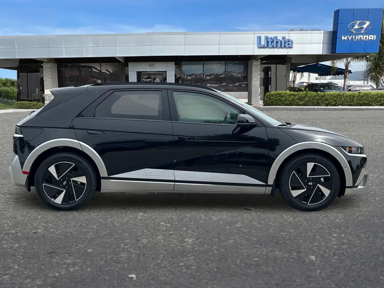 Thumbnail: 2026 Hyundai Ioniq 5 - 8
