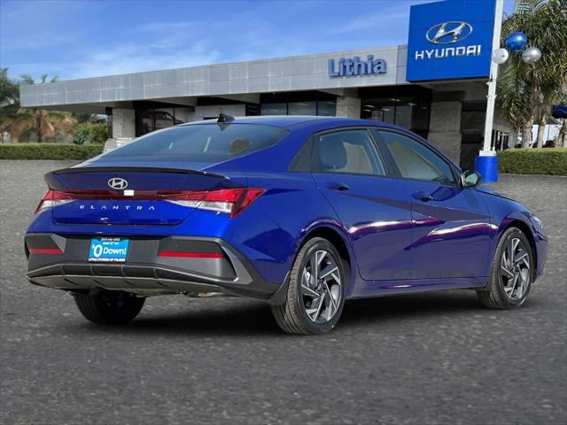 2025 Hyundai Elantra SEL Sport photo 2