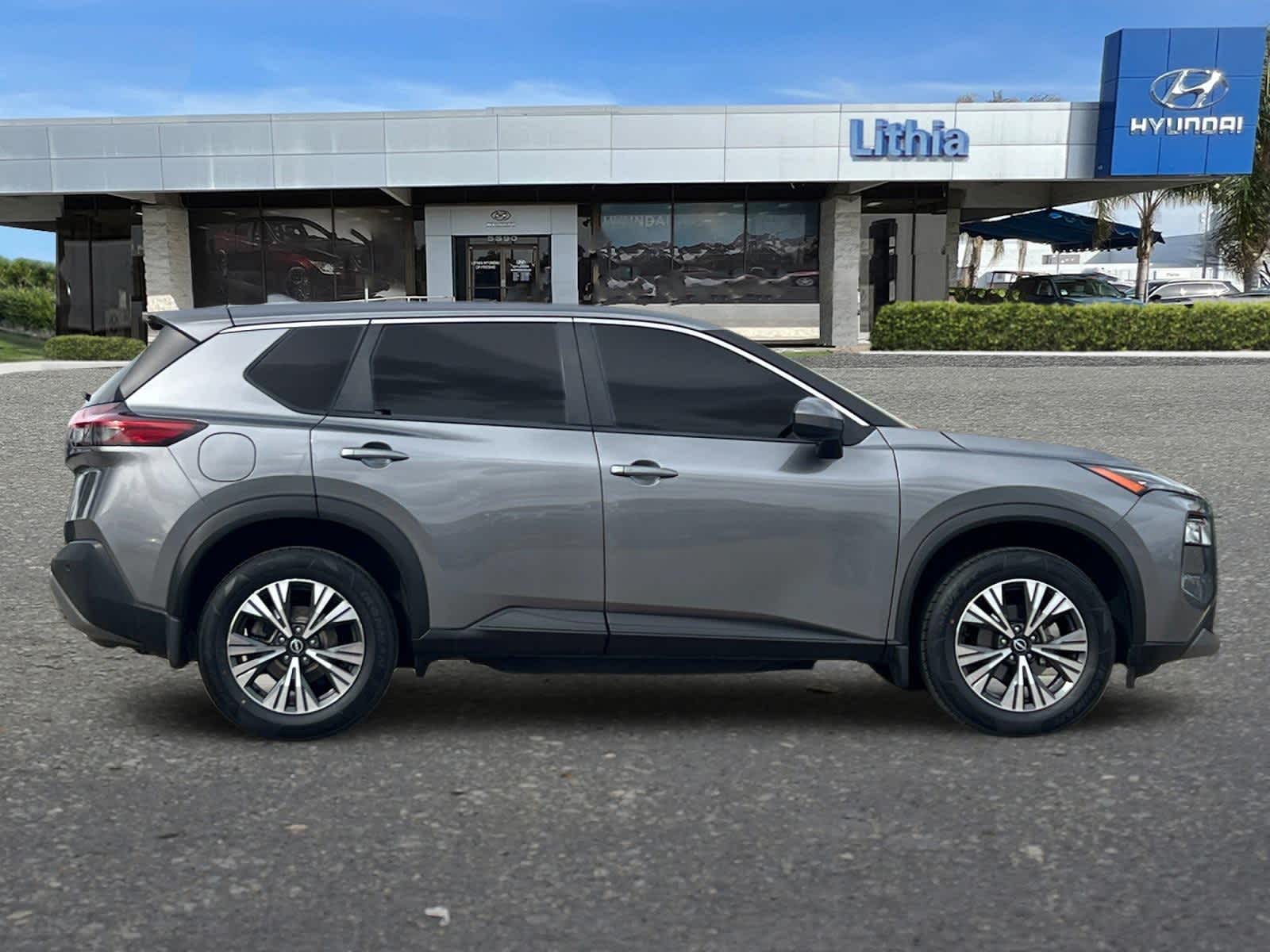 Thumbnail: 2023 Nissan Rogue - 9