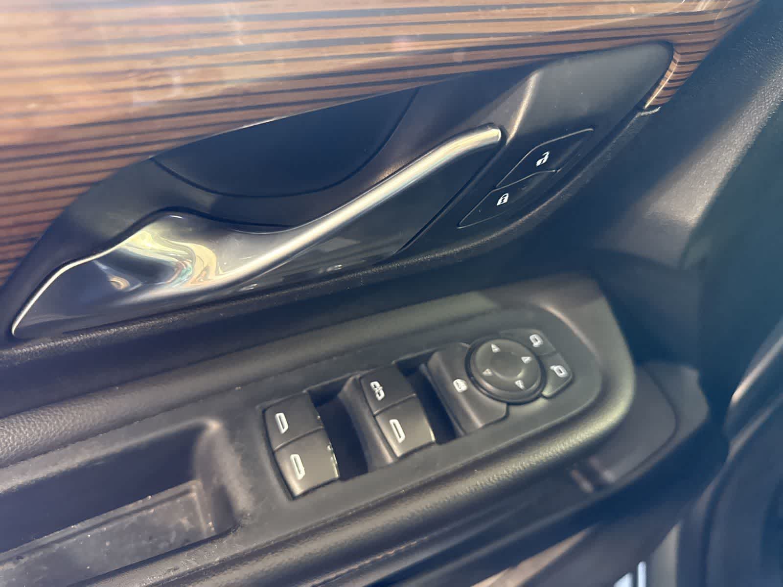 Thumbnail: 2020 GMC Terrain - 20