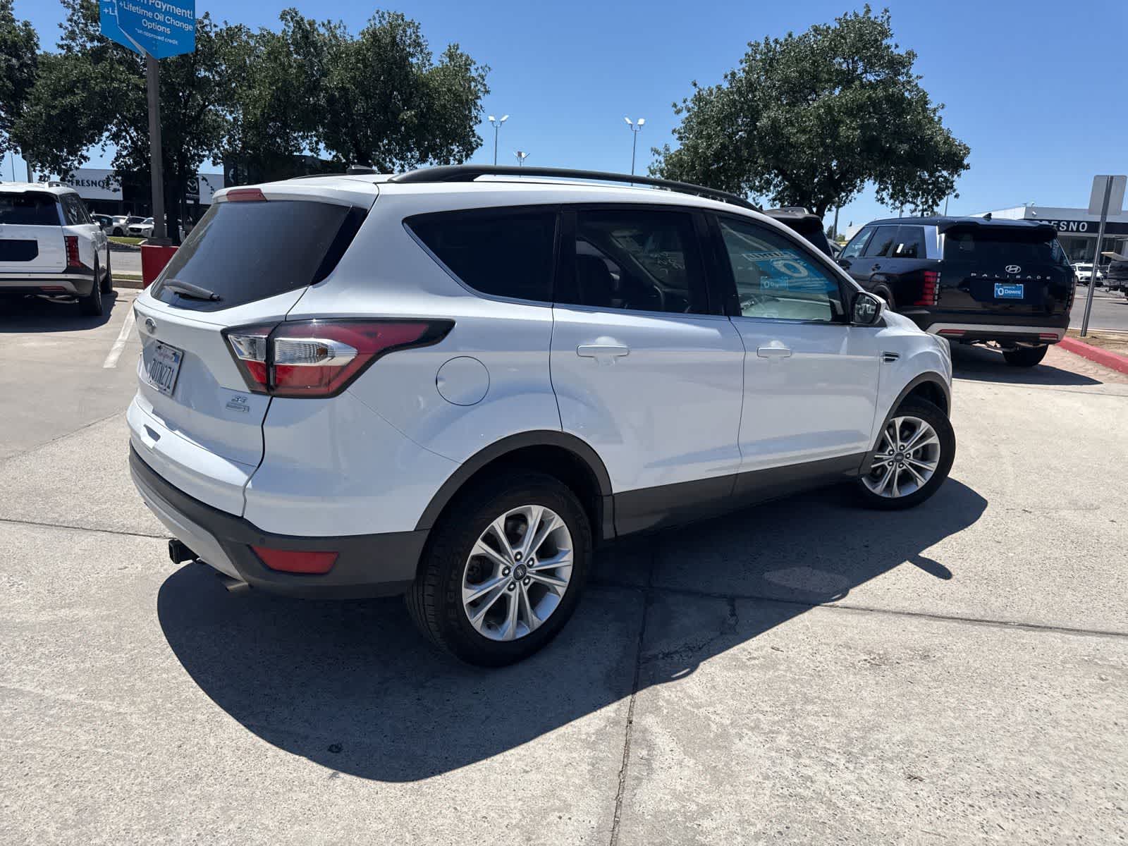 Thumbnail: 2017 Ford Escape - 5