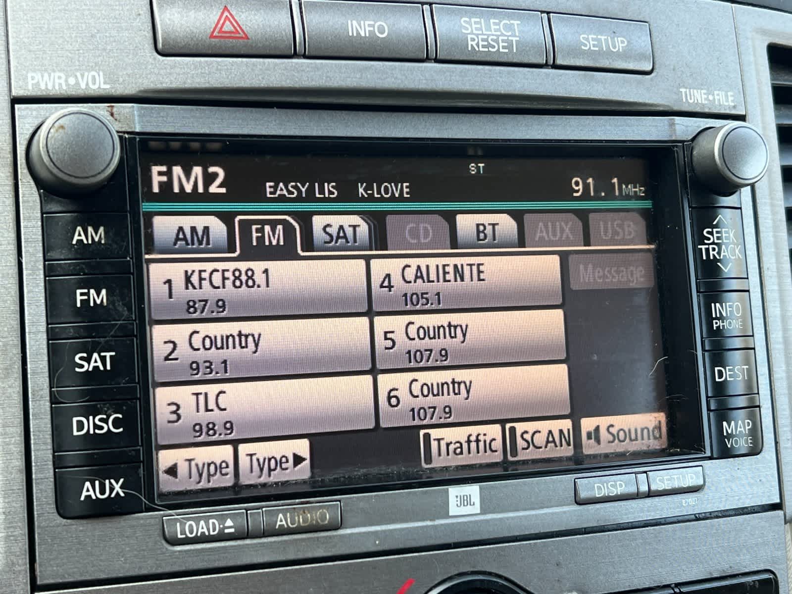 Thumbnail: 2011 Toyota Venza - 19