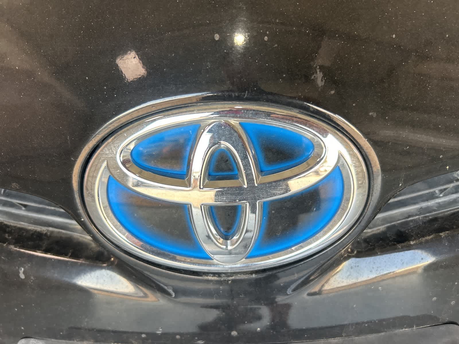 Thumbnail: 2013 Toyota Prius - 3