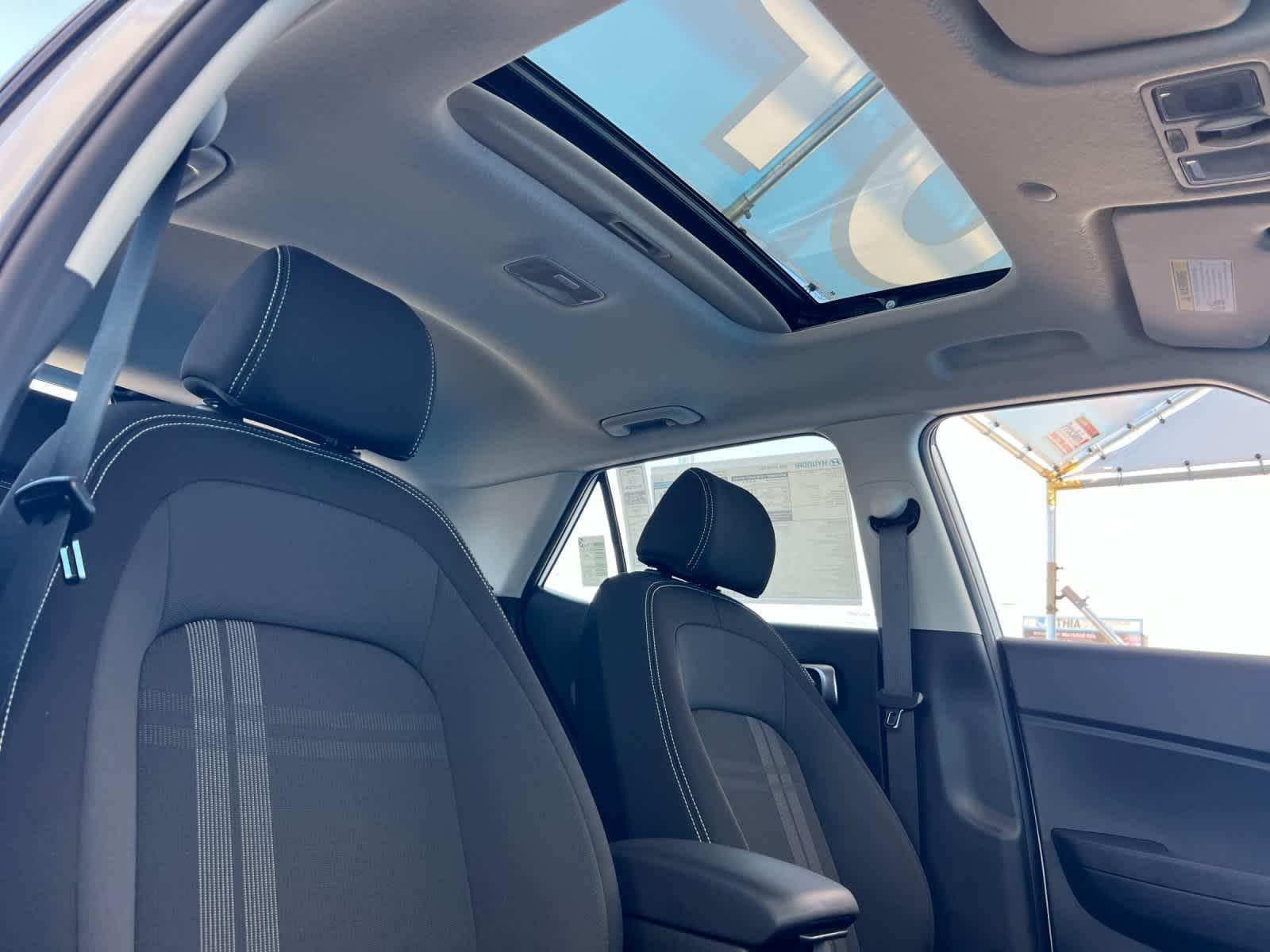 Thumbnail: 2025 Hyundai Venue - 17