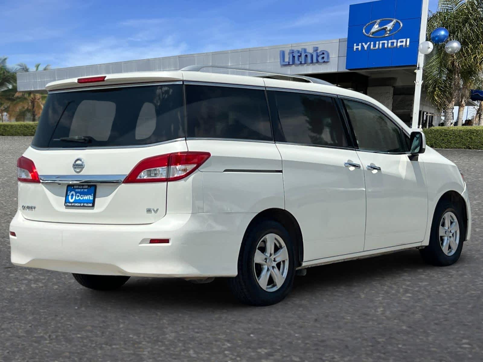 2017 Nissan Quest SV 2