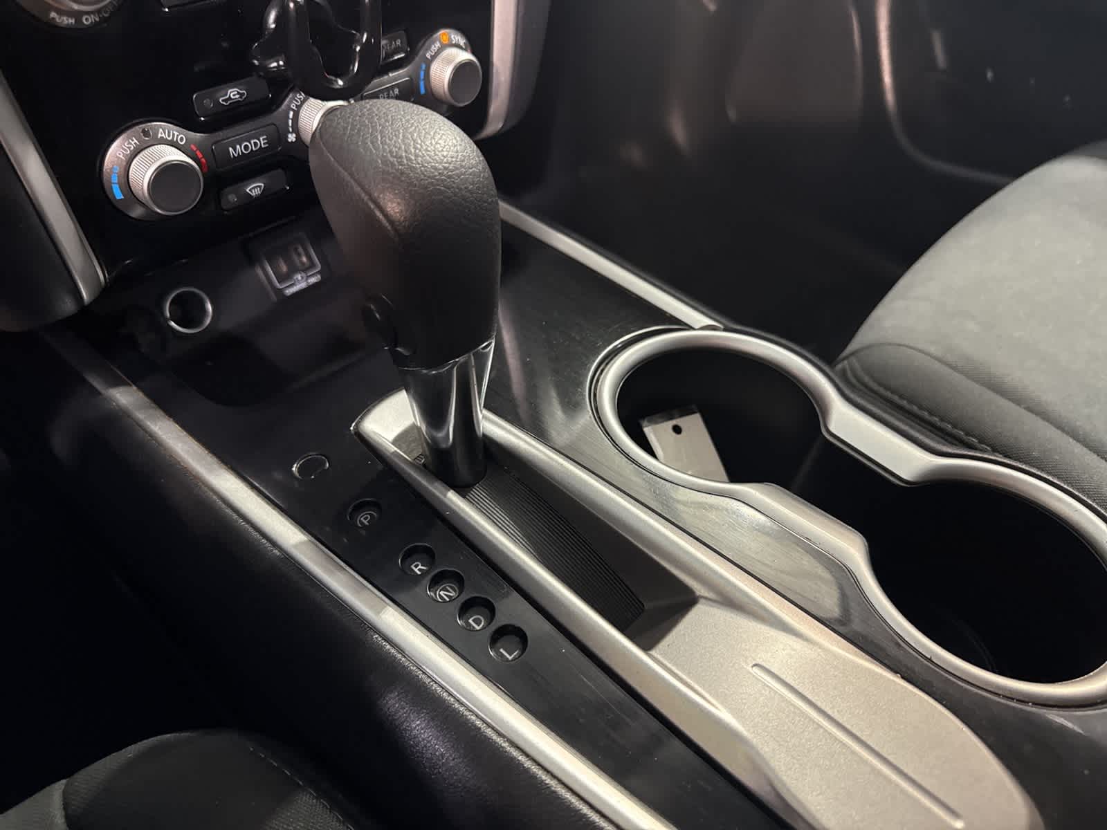 Thumbnail: 2020 Nissan Pathfinder - 24