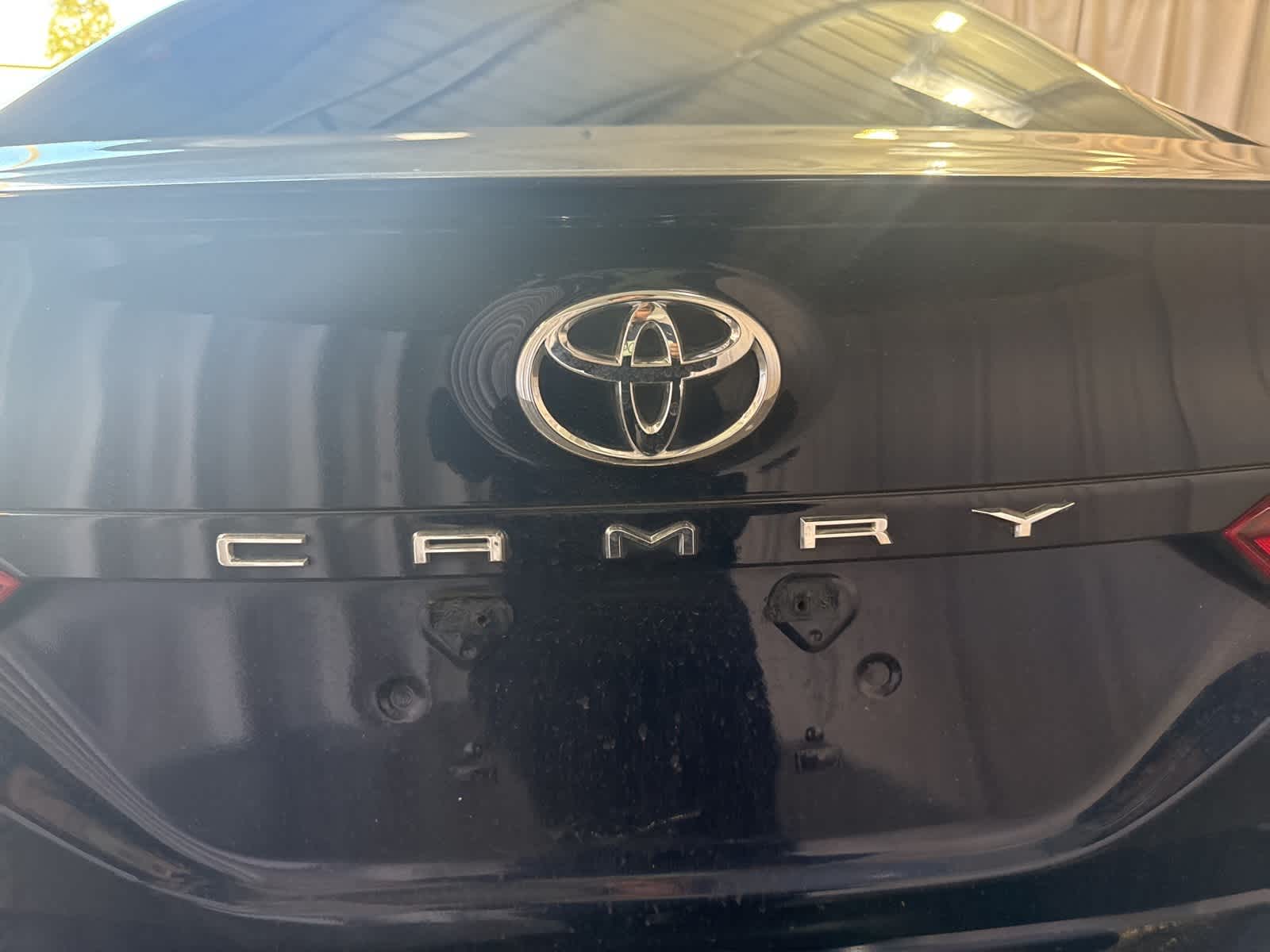 Thumbnail: 2021 Toyota Camry - 12