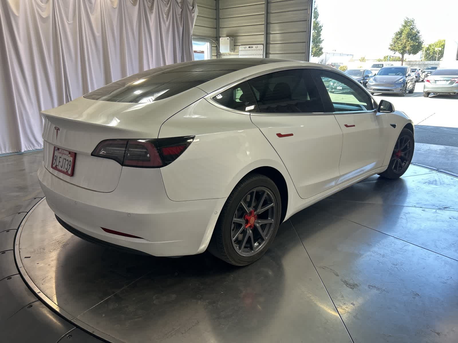 Thumbnail: 2020 Tesla Model 3 - 8