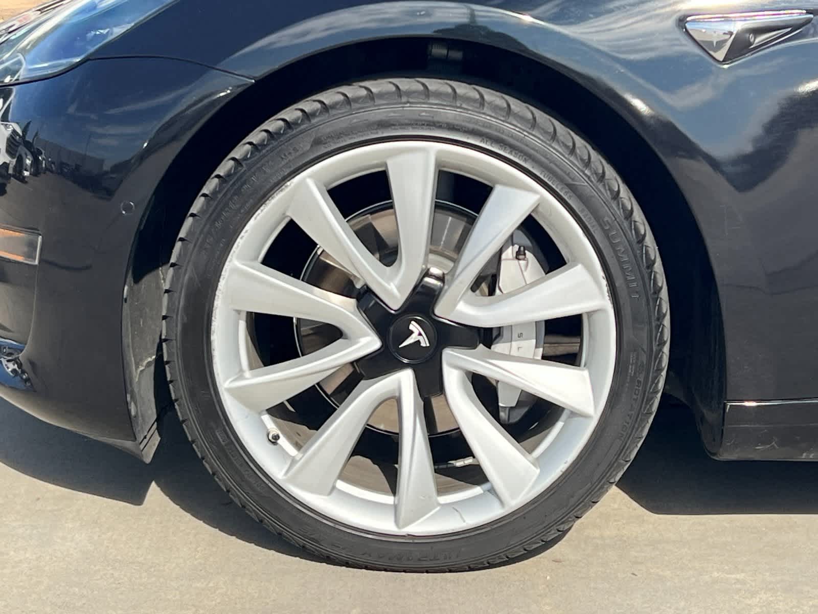 Thumbnail: 2018 Tesla Model 3 - 24