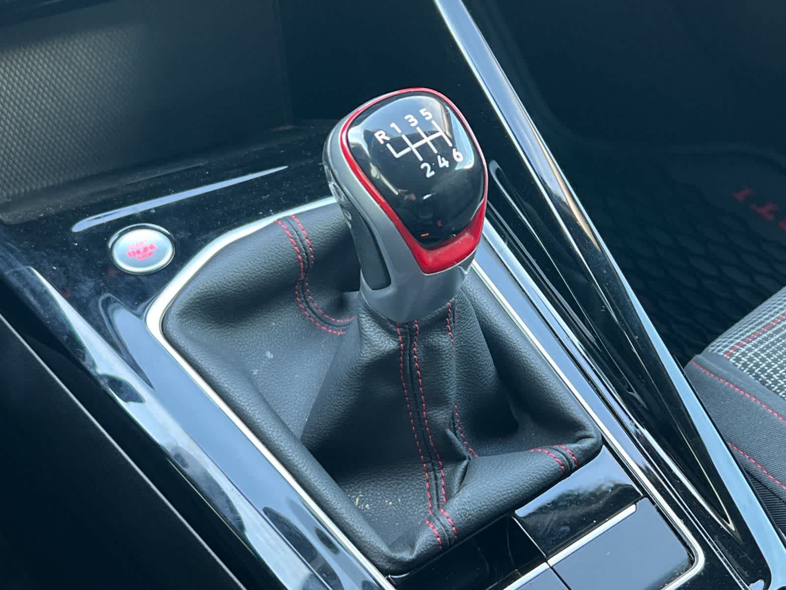 Thumbnail: 2023 Volkswagen Golf - 21