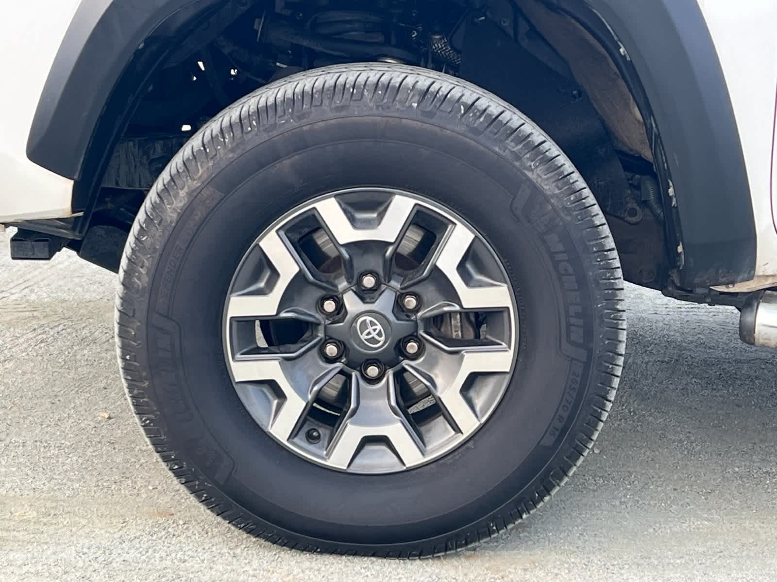 Thumbnail: 2022 Toyota Tacoma - 24