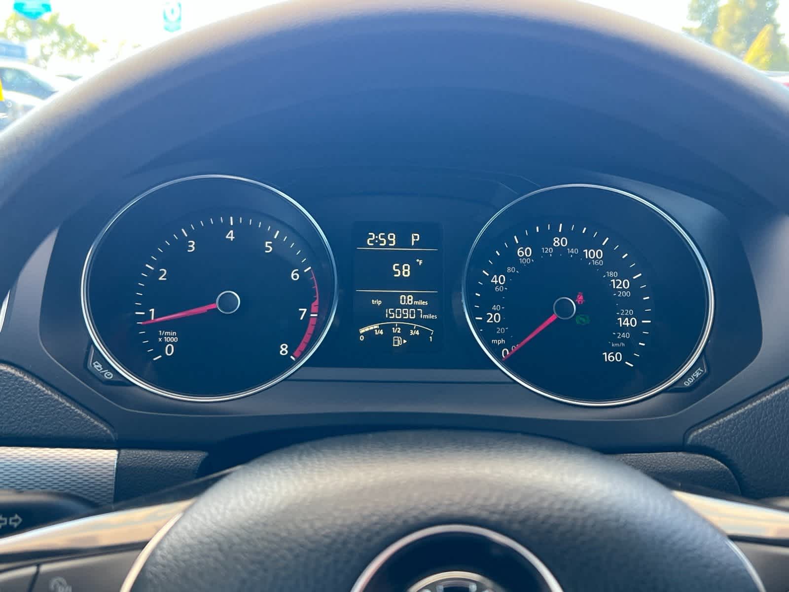 Thumbnail: 2015 Volkswagen Jetta - 23