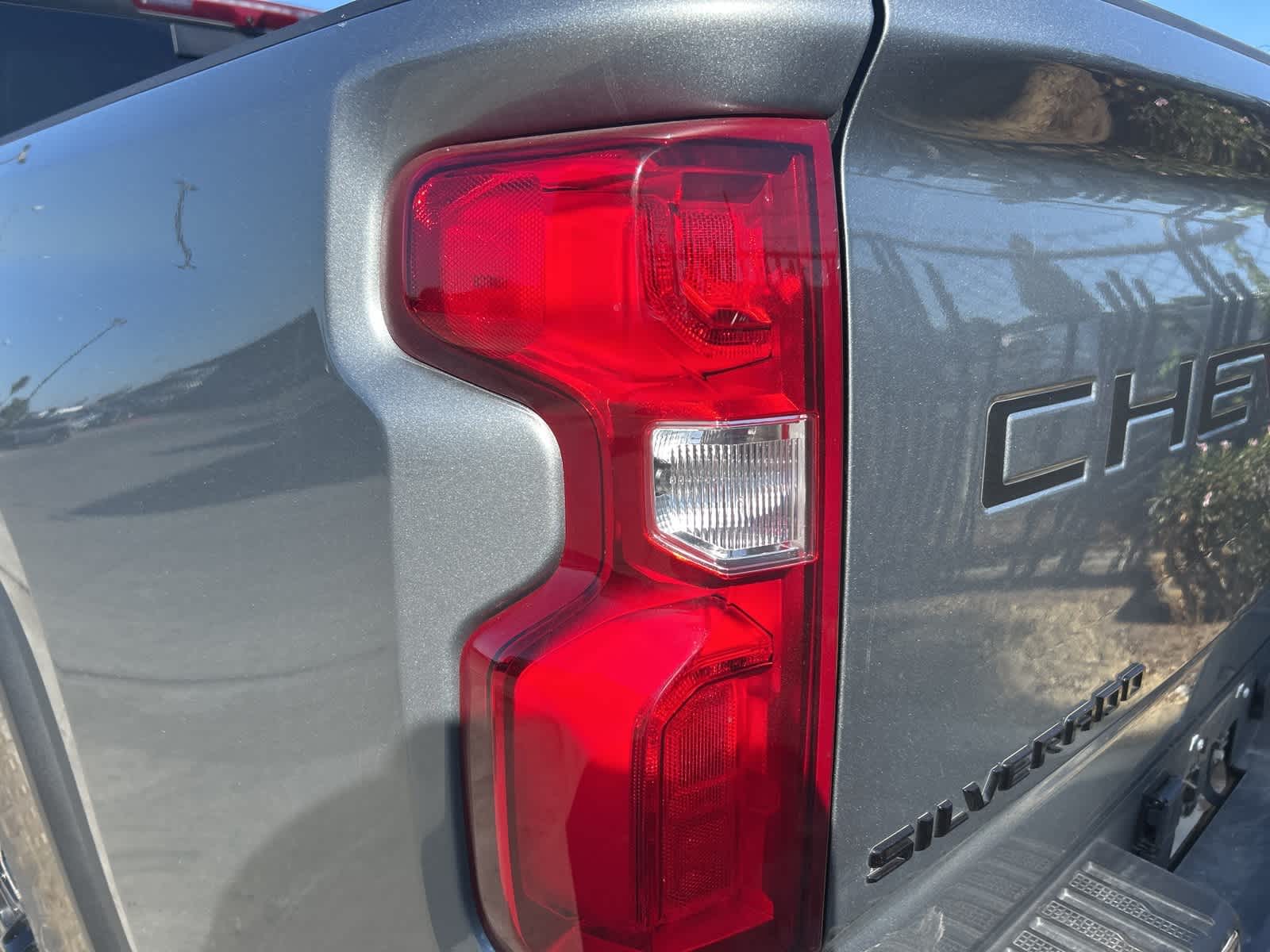 Thumbnail: 2024 Chevrolet Silverado 3500 - 15