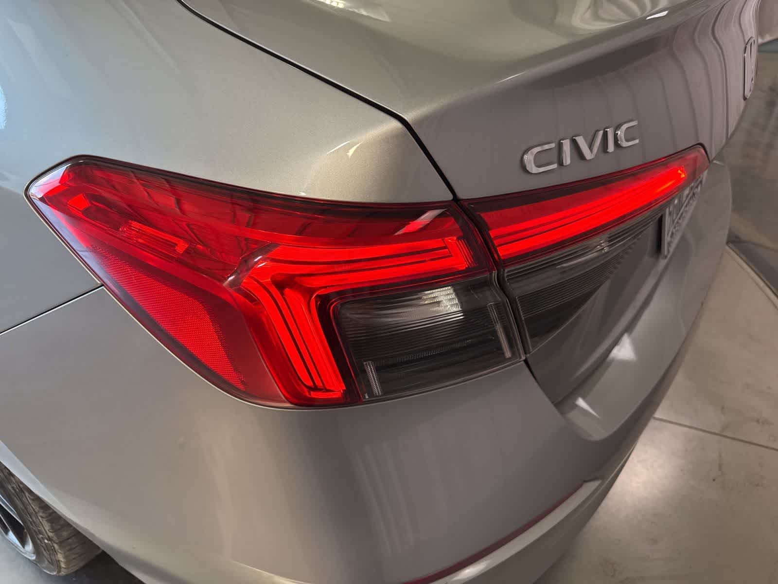 Thumbnail: 2023 Honda Civic - 9