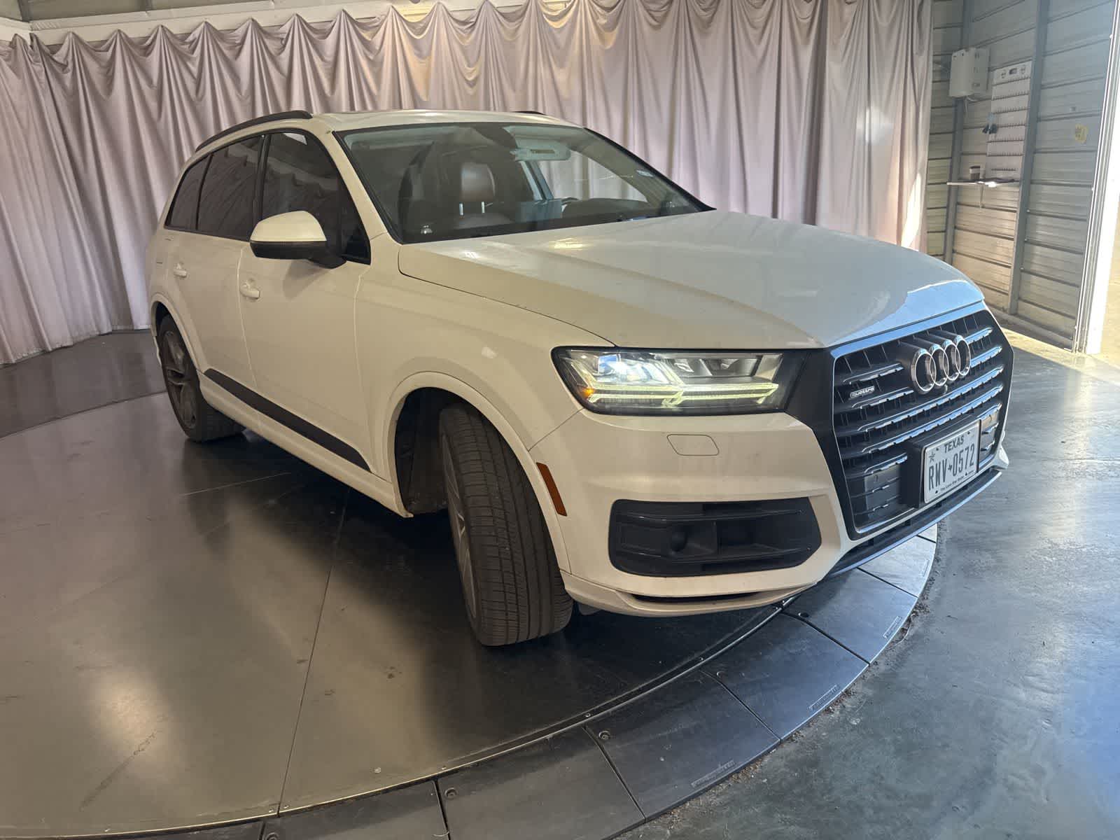 Thumbnail: 2017 Audi Q7 - 3