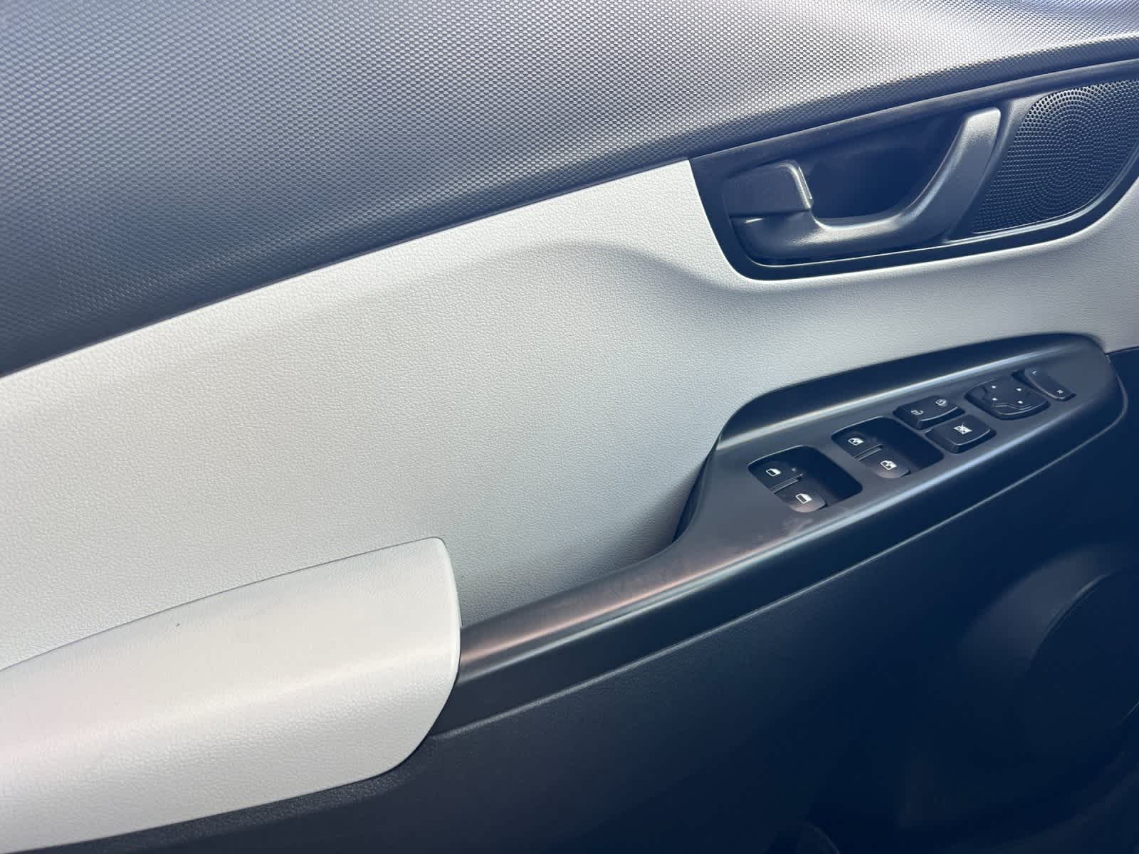Thumbnail: 2023 Hyundai Kona - 12