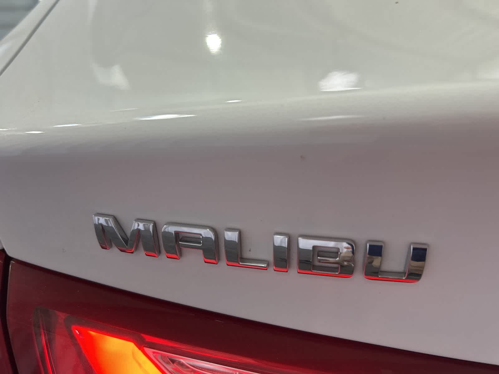 Thumbnail: 2022 Chevrolet Malibu - 13
