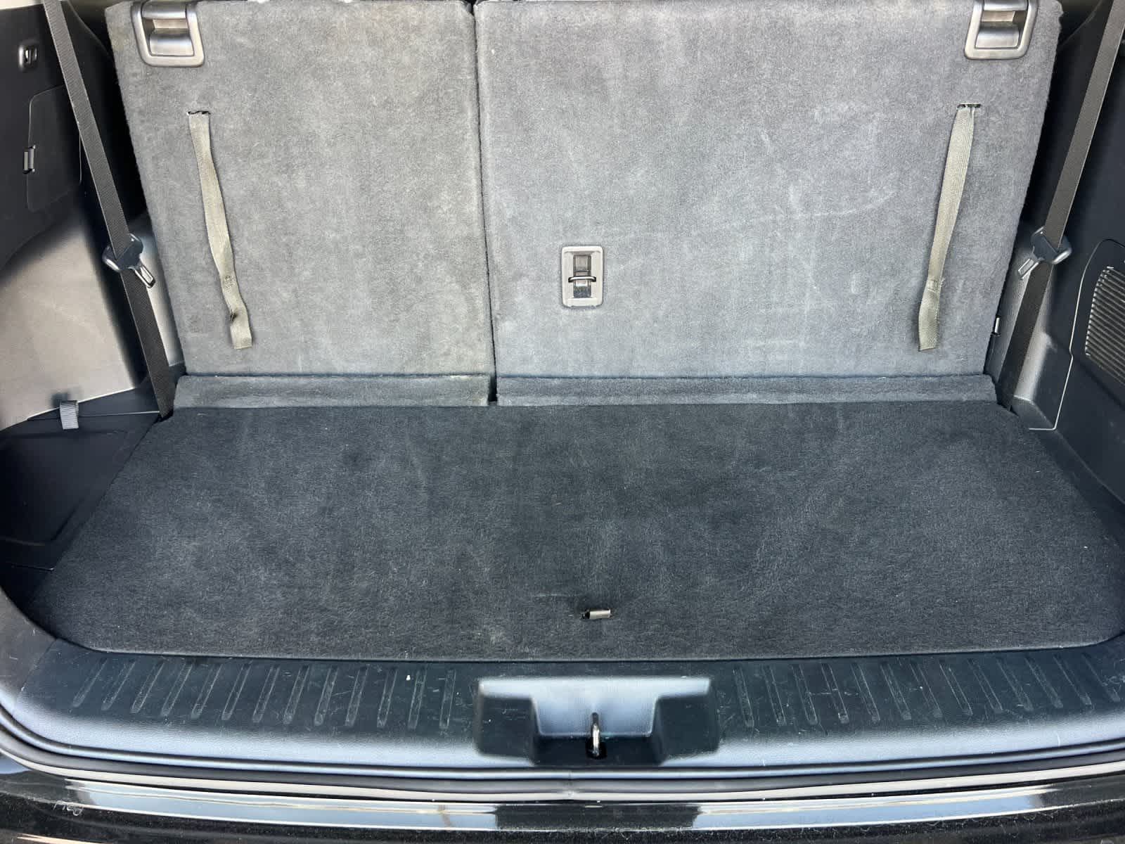 Thumbnail: 2022 Toyota Highlander - 16