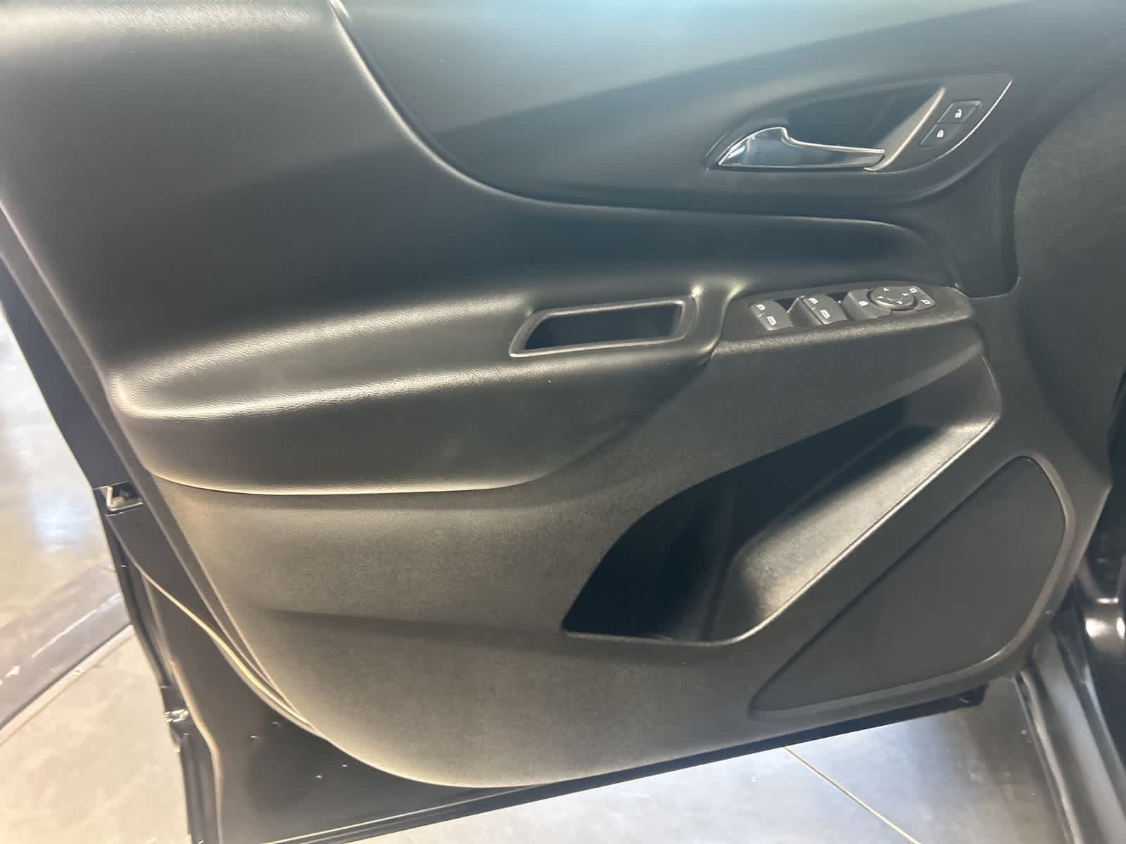 Thumbnail: 2019 Chevrolet Equinox - 25