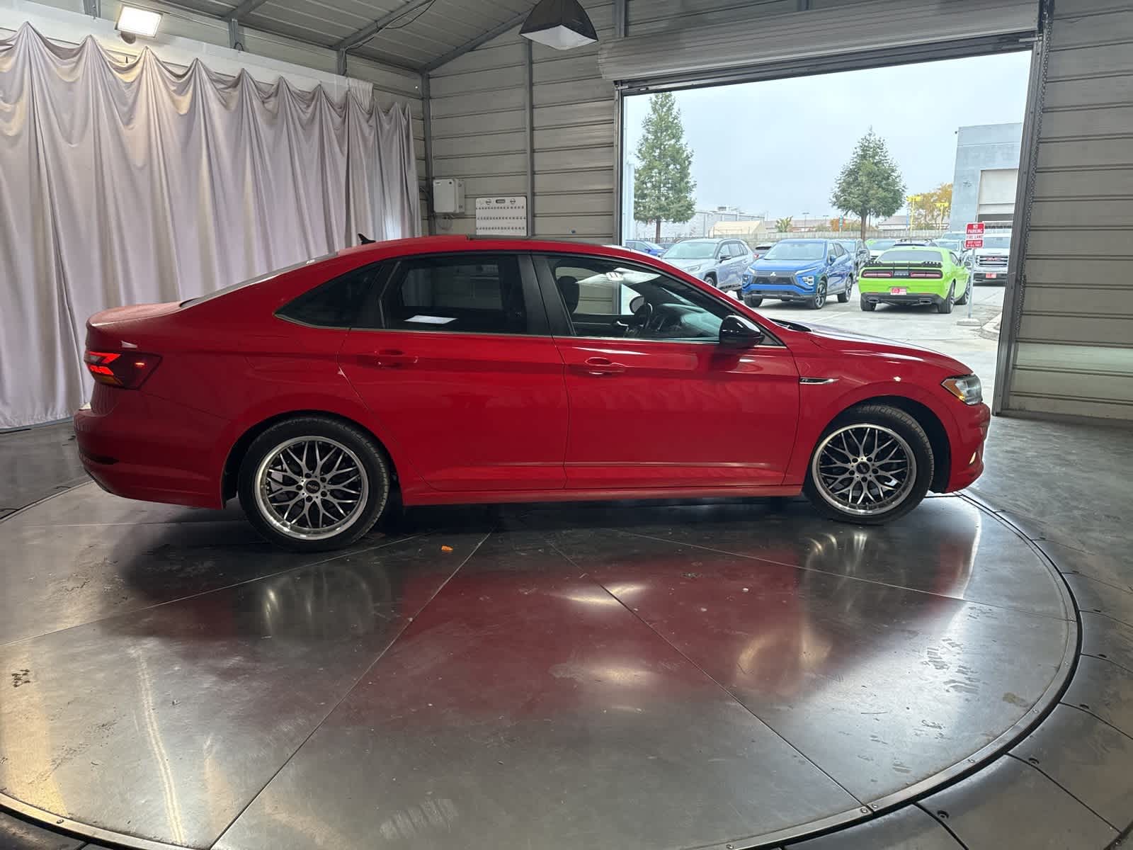 Thumbnail: 2019 Volkswagen Jetta - 3