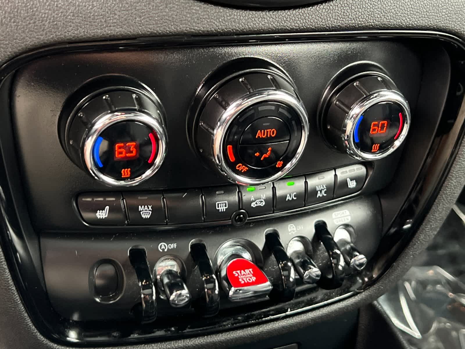 Thumbnail: 2021 MINI Cooper Clubman - 21