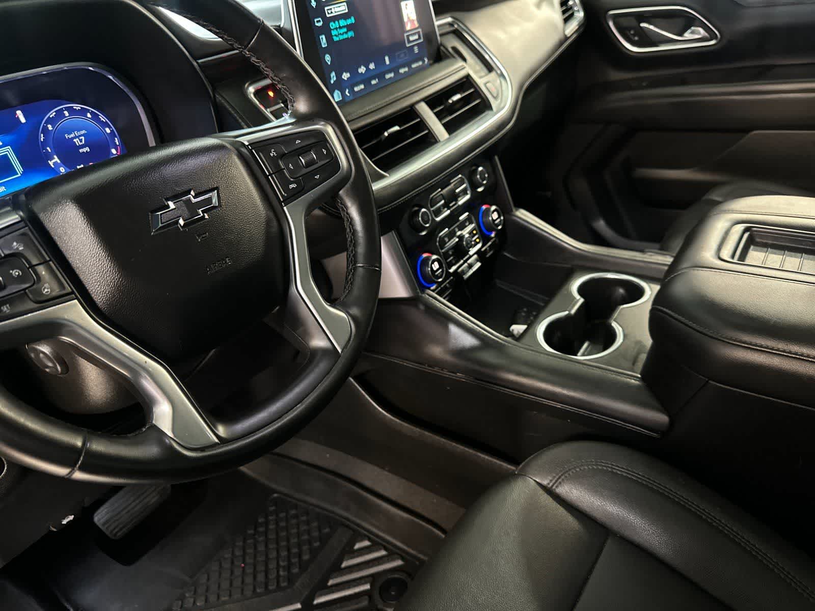 Thumbnail: 2023 Chevrolet Suburban - 12