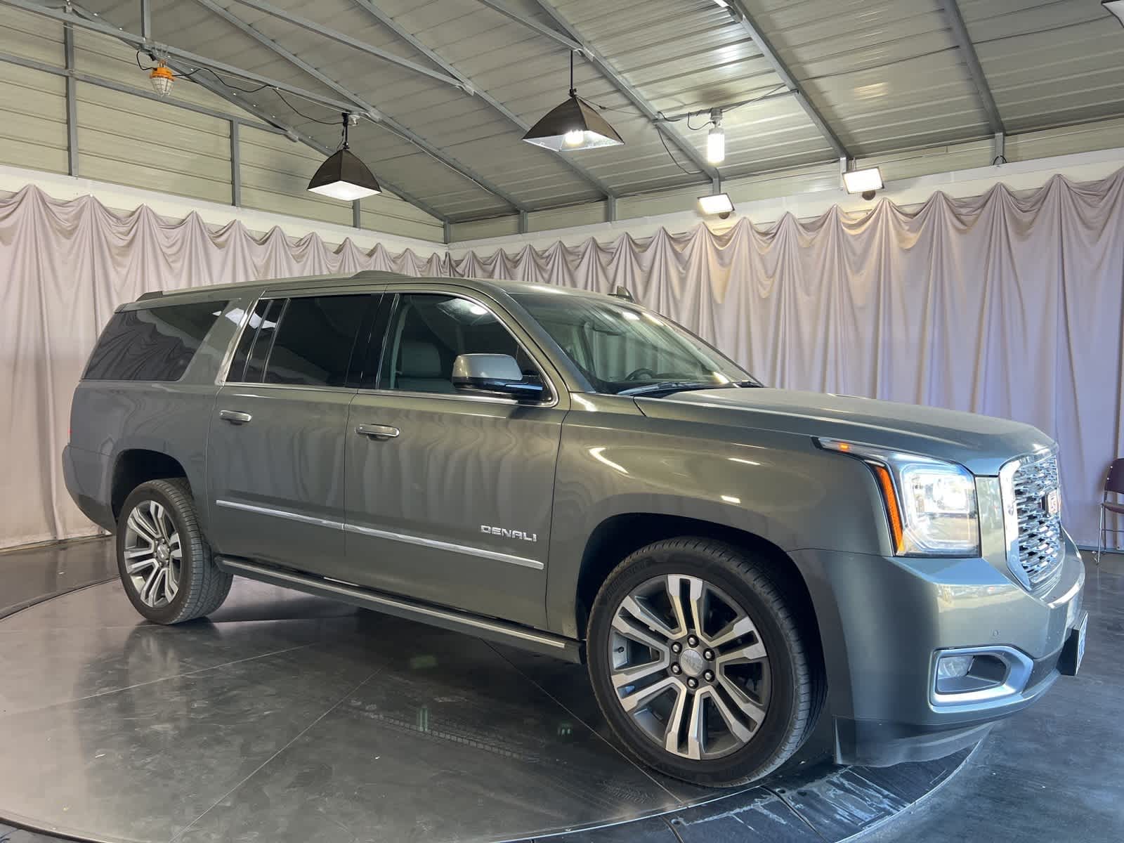Thumbnail: 2018 GMC Yukon XL - 7