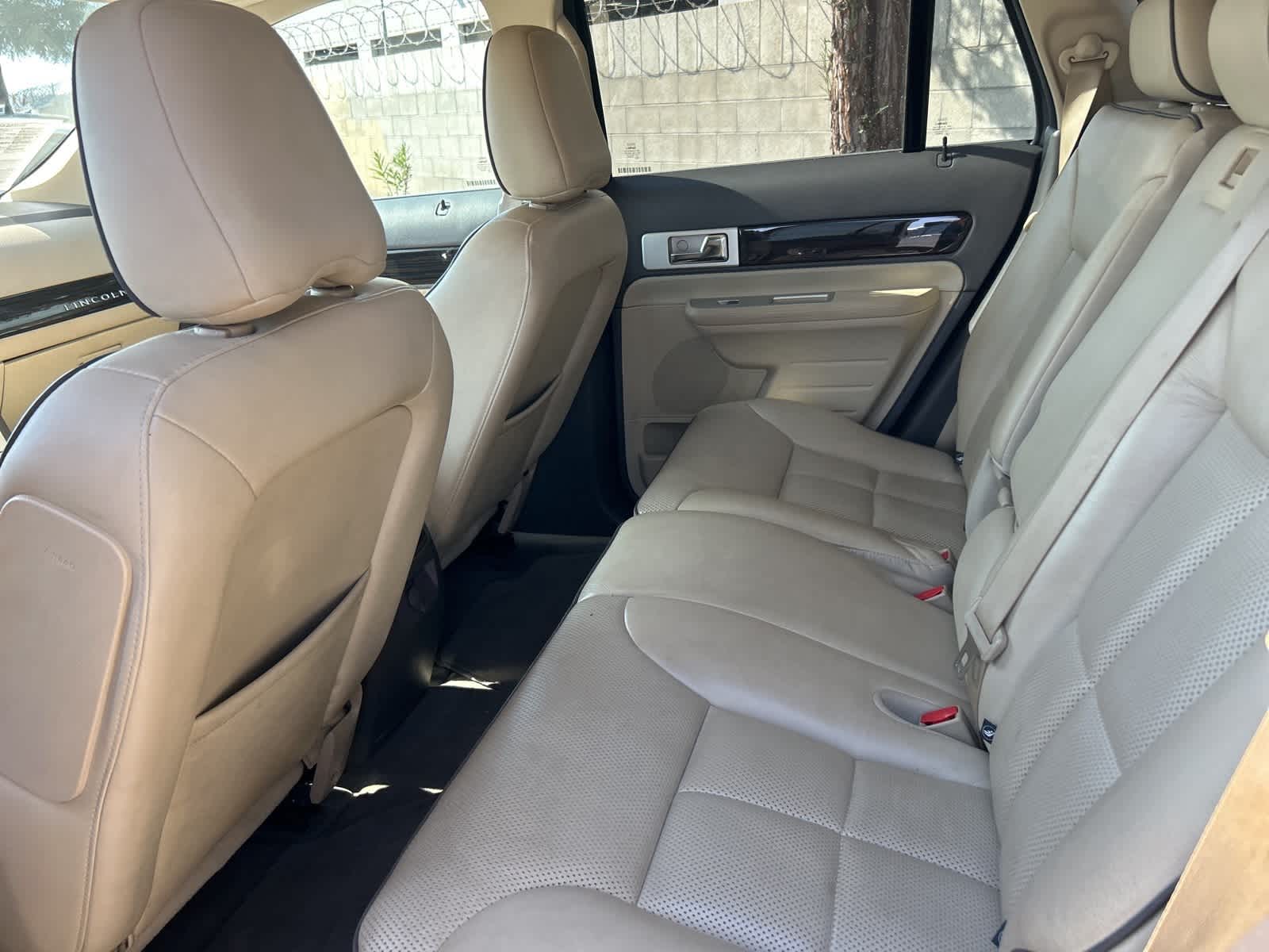 Thumbnail: 2010 Lincoln MKX - 21